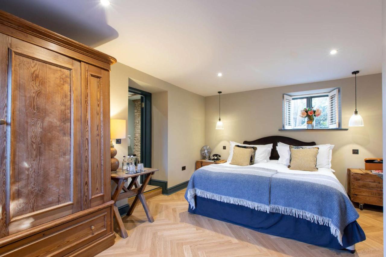 The Wheatsheaf Inn Bourton-on-the-Water ภายนอก รูปภาพ
