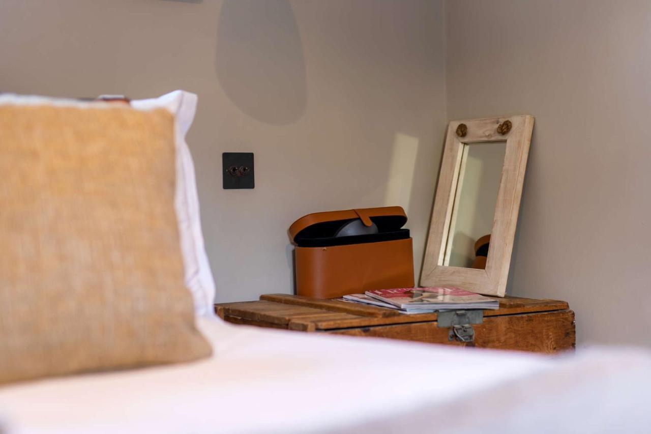 The Wheatsheaf Inn Bourton-on-the-Water ภายนอก รูปภาพ