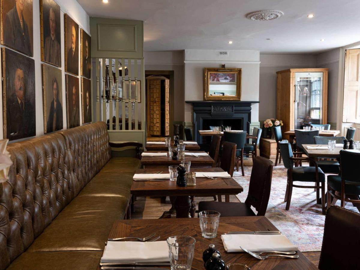 The Wheatsheaf Inn Bourton-on-the-Water ภายนอก รูปภาพ