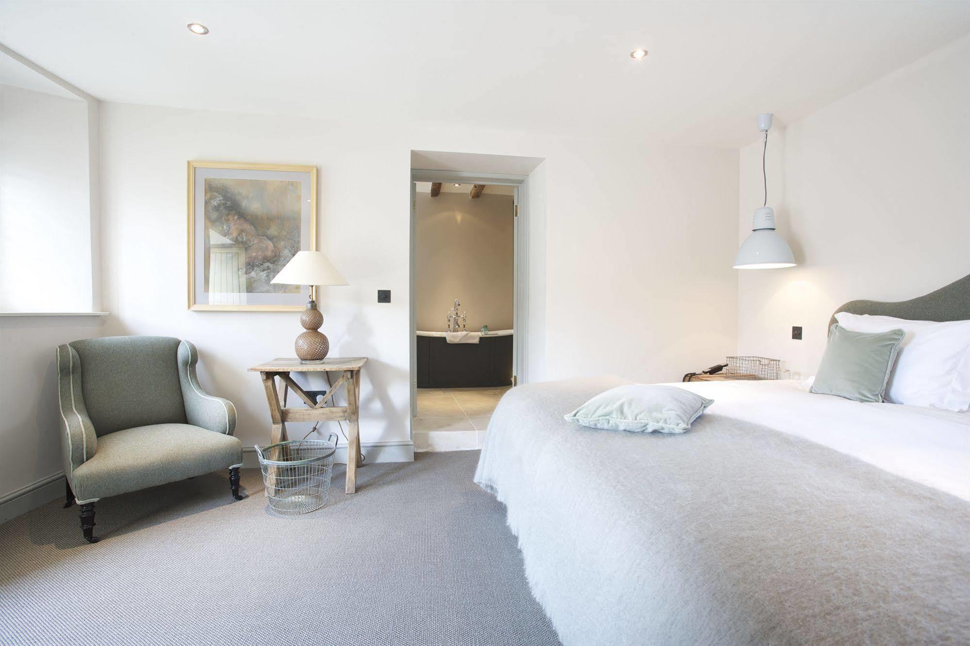 The Wheatsheaf Inn Bourton-on-the-Water ภายนอก รูปภาพ