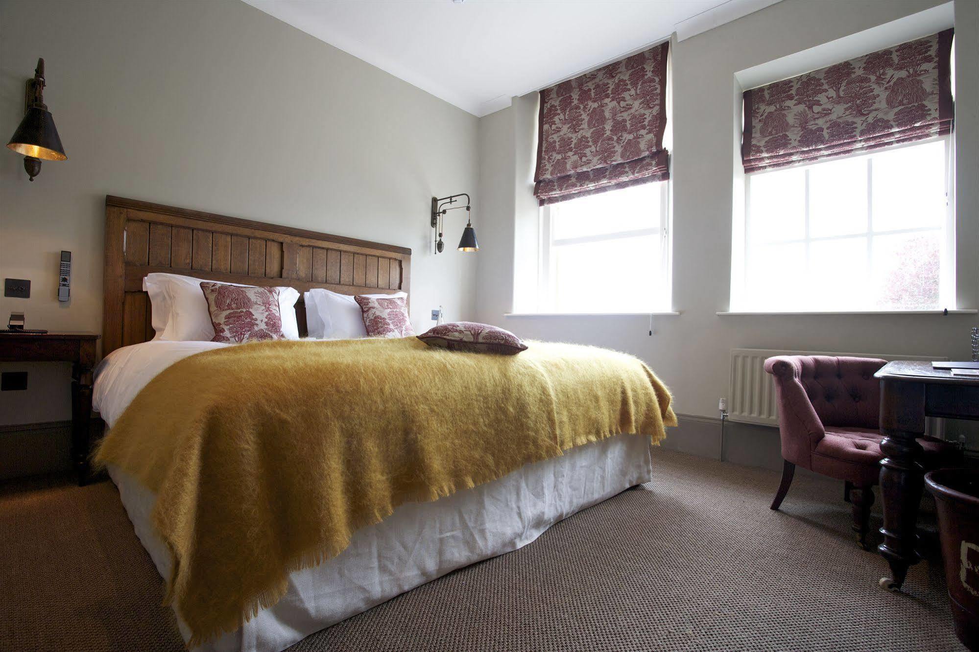 The Wheatsheaf Inn Bourton-on-the-Water ภายนอก รูปภาพ